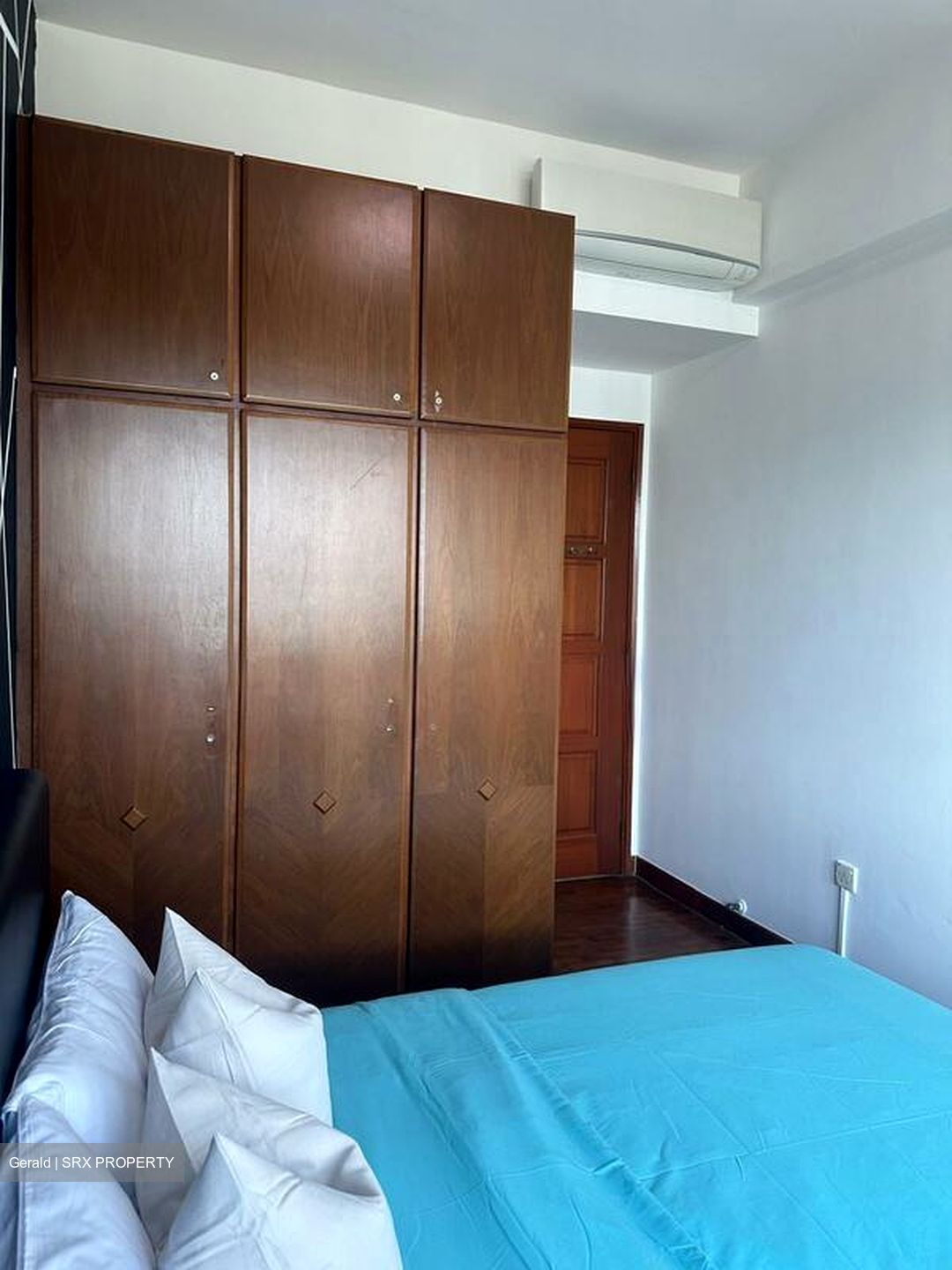 Simsville (D14), Condominium #496740701